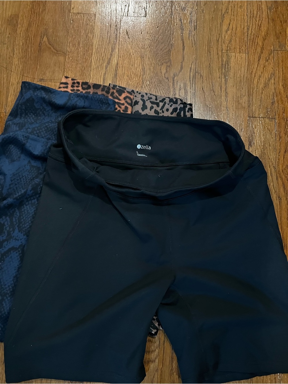 Yogalicious Black Athletic Bike Shorts with Leopard Liner